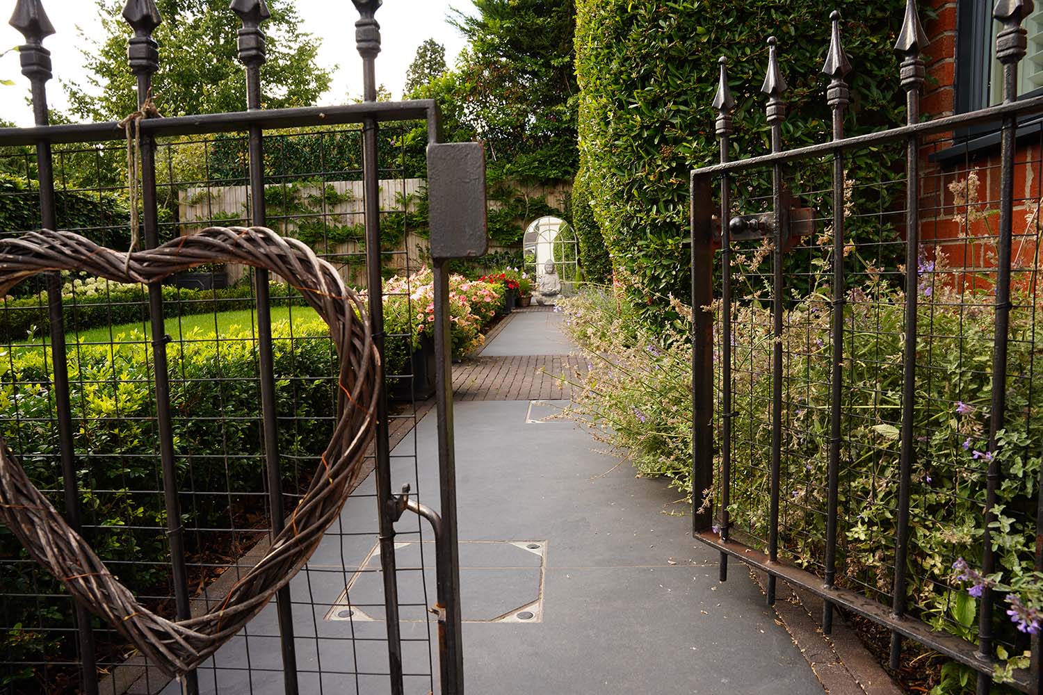 Elegant Gardens